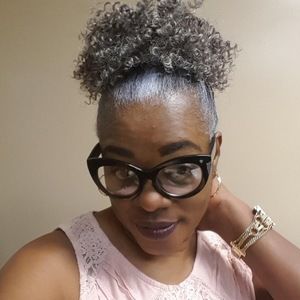 Meet your Posher, Beverly